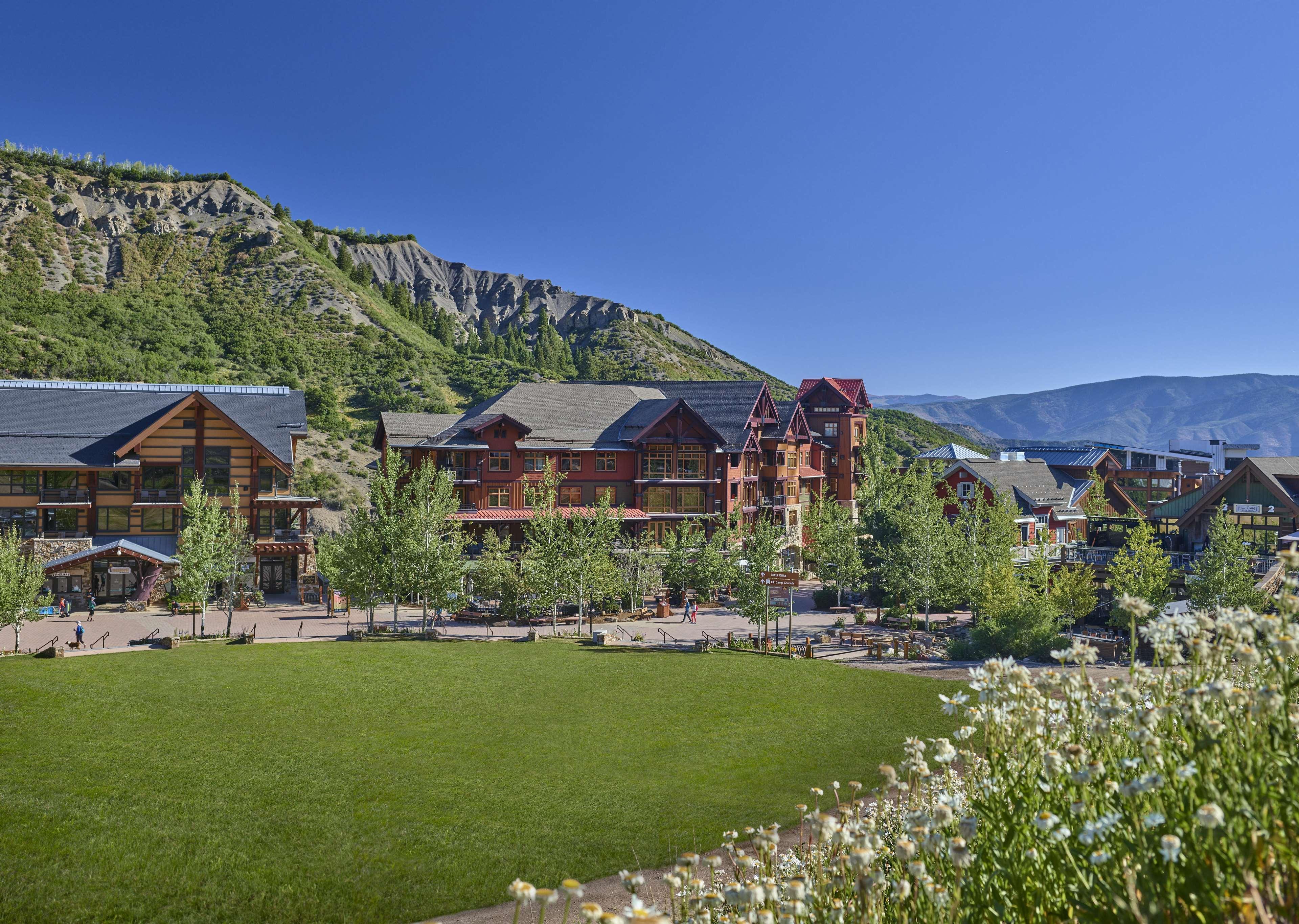 HOTEL SNOWMASS HOSPITALITY SNOWMASS VILLAGE, CO 4* (United States) - from  US$ 622 | BOOKED